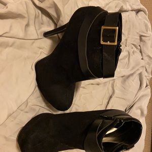 Blk JusFab Boots